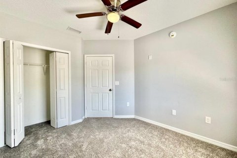 Condo in Riverview, Florida, 3 bedrooms  № 1829168 - photo 11