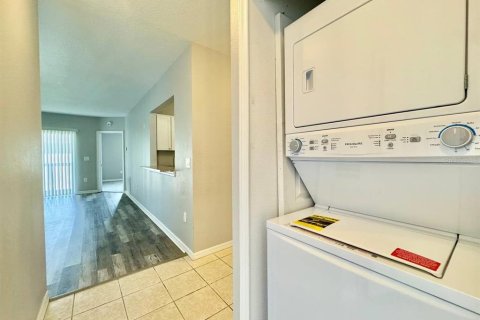 Condo in Riverview, Florida, 3 bedrooms  № 1829168 - photo 16