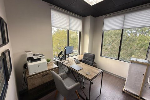 Propiedad comercial en venta en Orlando, Florida № 2157719 - foto 12