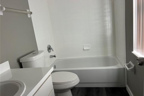 Touwnhouse à louer à Kissimmee, Floride: 3 chambres, 112.41 m2 № 2406441 - photo 18
