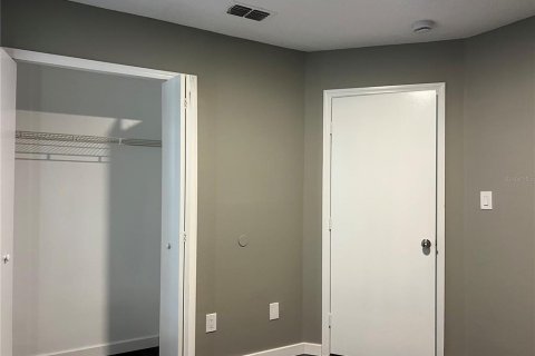 Touwnhouse à louer à Kissimmee, Floride: 3 chambres, 112.41 m2 № 2406441 - photo 11