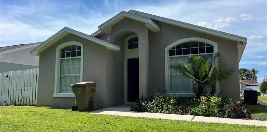 Touwnhouse à Kissimmee, Floride 3 chambres, 112.41 m2 № 2406441