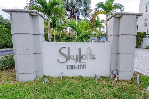 Copropriété à louer à Miami, Floride: 2 chambres, 86.58 m2 № 2169959 - photo 17