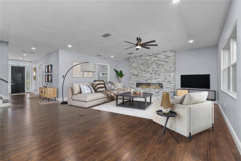 Villa ou maison à vendre à Tampa, Floride: 5 chambres, 512.63 m2 № 2141908 - photo 18