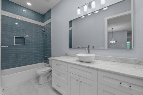 Villa ou maison à vendre à Tampa, Floride: 5 chambres, 512.63 m2 № 2141908 - photo 28