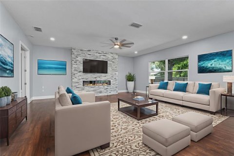 Villa ou maison à vendre à Tampa, Floride: 5 chambres, 512.63 m2 № 2141908 - photo 16