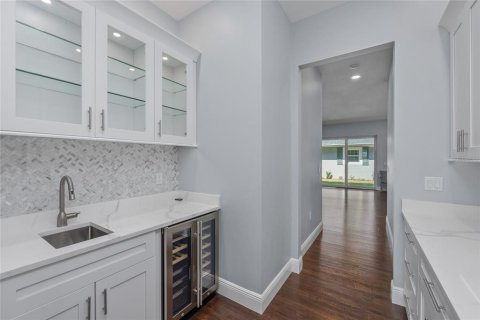 Villa ou maison à vendre à Tampa, Floride: 5 chambres, 512.63 m2 № 2141908 - photo 11