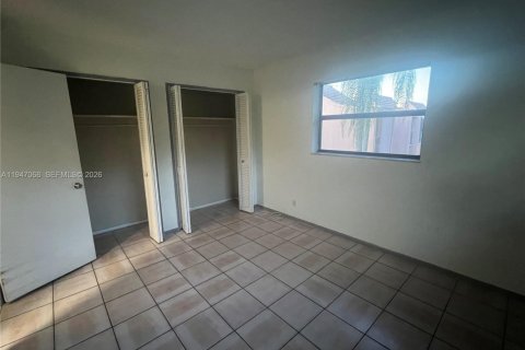 Condominio en venta en Coral Springs, Florida, 2 dormitorios, 88.26 m2 № 2152935 - foto 19