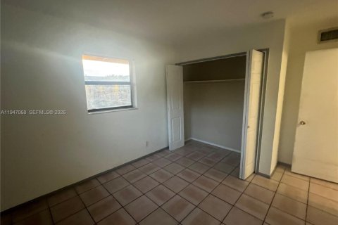 Condominio en venta en Coral Springs, Florida, 2 dormitorios, 88.26 m2 № 2152935 - foto 5