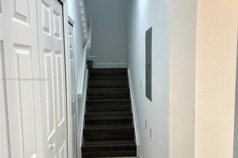 Купить кондоминиум в Майами, Флорида 2 спальни, 111.95м2, № 1948574 - фото 10