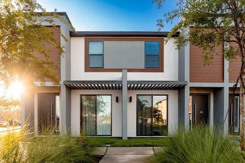 Adosado en venta en Kissimmee, Florida, 3 dormitorios, 126.81 m2 № 2210169 - foto 2