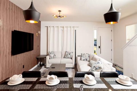 Adosado en venta en Kissimmee, Florida, 3 dormitorios, 126.81 m2 № 2210169 - foto 3