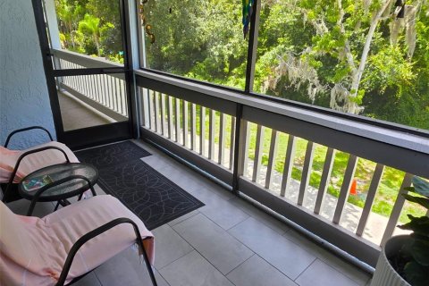 Condo in Lutz, Florida, 1 bedroom № 2198351 - photo 22