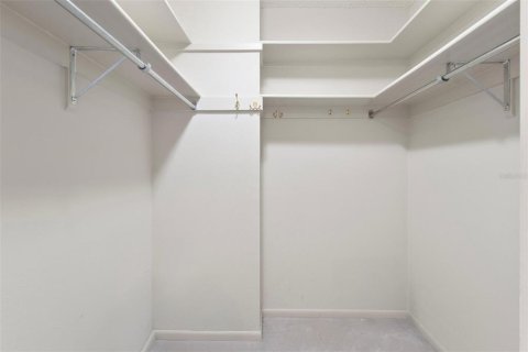 Condo in Saint Petersburg, Florida, 1 bedroom  № 1673633 - photo 16