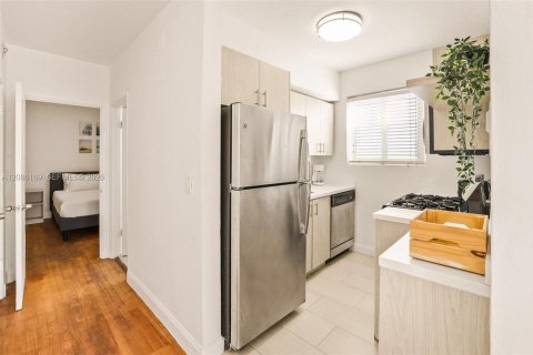 Condo in Miami Beach, Florida, 1 bedroom № 2367841 - photo 5