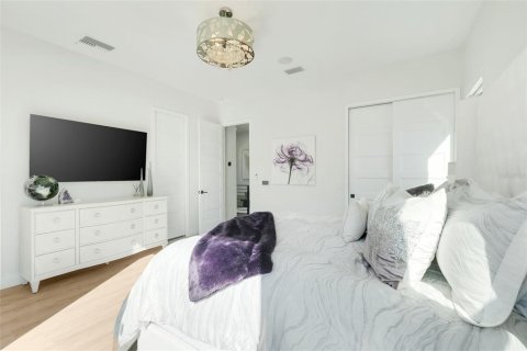 House in Winter Park, Florida 4 bedrooms, 201.6 sq.m. № 2098746 - photo 25