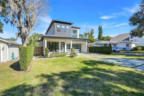 House in Winter Park, Florida 4 bedrooms, 201.6 sq.m. № 2098746 - photo 3