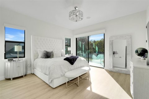 House in Winter Park, Florida 4 bedrooms, 201.6 sq.m. № 2098746 - photo 24
