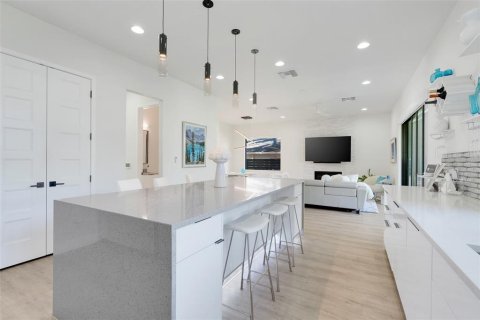 House in Winter Park, Florida 4 bedrooms, 201.6 sq.m. № 2098746 - photo 19