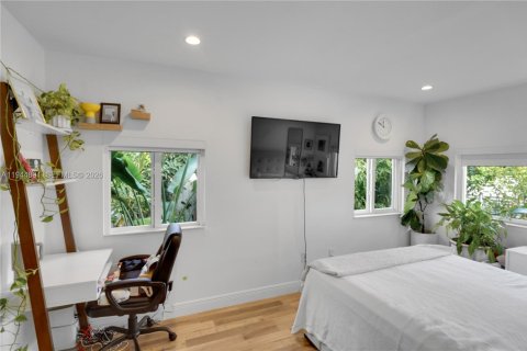 Снять в аренду виллу или дом в Майами, Флорида 3 спальни, 141.12м2, № 2001468 - фото 28