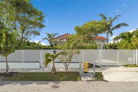 Дом в Майами, Флорида 3 спальни, 141.12м2 № 2001468