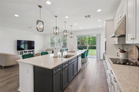 Casa en venta en Seffner, Florida, 6 dormitorios, 511.52 m2 № 1797813 - foto 10