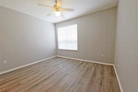 Condominio en alquiler en Tampa, Florida, 3 dormitorios, 124.95 m2 № 2284185 - foto 13