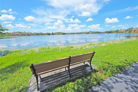 Condominio en alquiler en Tampa, Florida, 3 dormitorios, 124.95 m2 № 2284185 - foto 27