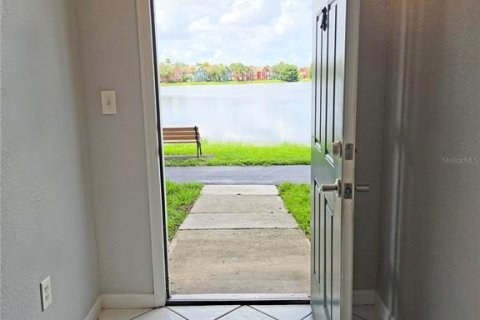 Condominio en alquiler en Tampa, Florida, 3 dormitorios, 124.95 m2 № 2284185 - foto 2