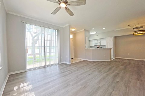 Condominio en alquiler en Tampa, Florida, 3 dormitorios, 124.95 m2 № 2284185 - foto 4