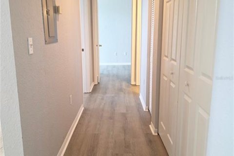Condominio en alquiler en Tampa, Florida, 3 dormitorios, 124.95 m2 № 2284185 - foto 18