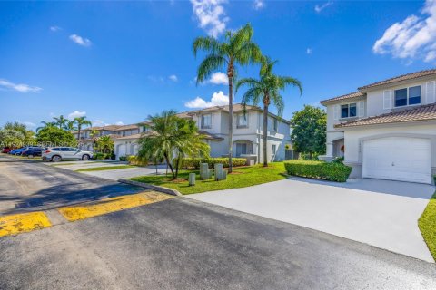 Casa en venta en Miami, Florida, 3 dormitorios, 154.87 m2 № 1983035 - foto 4