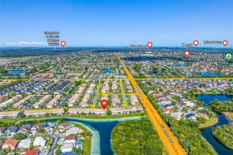 Casa en venta en Miami, Florida, 3 dormitorios, 154.87 m2 № 1983035 - foto 8