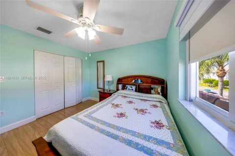 Casa en venta en Miami, Florida, 3 dormitorios, 154.87 m2 № 1983035 - foto 20