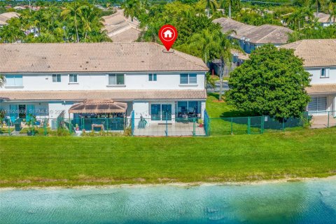 Casa en venta en Miami, Florida, 3 dormitorios, 154.87 m2 № 1983035 - foto 6