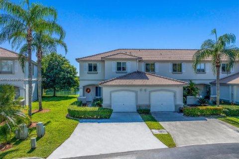 Casa en venta en Miami, Florida, 3 dormitorios, 154.87 m2 № 1983035 - foto 19