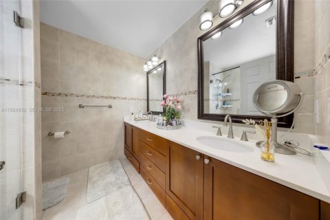 Casa en venta en Miami, Florida, 3 dormitorios, 154.87 m2 № 1983035 - foto 27