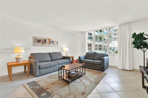 Copropriété à vendre à Miami Beach, Floride: 1 chambre, 86.4 m2 № 1851924 - photo 6