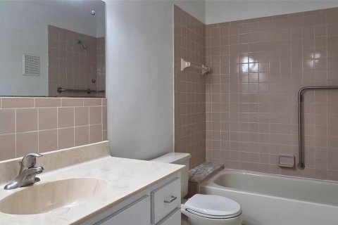 Condo in Clearwater, Florida, 2 bedrooms № 2102285 - photo 18