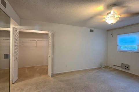 Condo in Clearwater, Florida, 2 bedrooms № 2102285 - photo 14