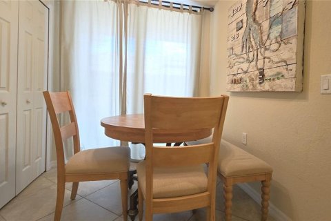 Copropriété à vendre à Bradenton, Floride: 2 chambres, 145.02 m2 № 2385644 - photo 8