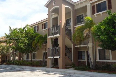 Condo à Cutler Bay, Floride, 3 chambres  № 2001138