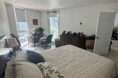 Condo in Sunny Isles Beach, Florida, 2 bedrooms  № 2076720 - photo 10