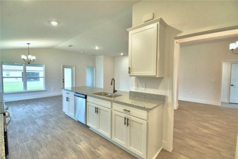 Villa ou maison à vendre à Auburndale, Floride: 3 chambres, 183.02 m2 № 2102183 - photo 9