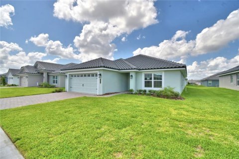 Villa ou maison à vendre à Auburndale, Floride: 3 chambres, 183.02 m2 № 2102183 - photo 2