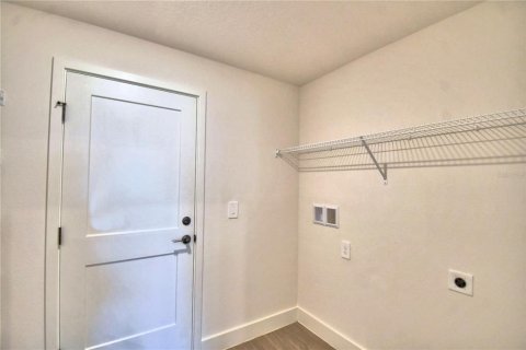 Villa ou maison à vendre à Auburndale, Floride: 3 chambres, 183.02 m2 № 2102183 - photo 10