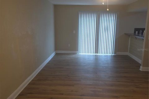 Copropriété à louer à Lakeland, Floride: 3 chambres, 137.68 m2 № 2376737 - photo 2