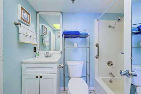 Condominio en venta en Venice, Florida, 2 dormitorios, 83.61 m2 № 1566176 - foto 23