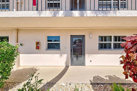 Condominio en venta en Venice, Florida, 2 dormitorios, 83.61 m2 № 1566176 - foto 3