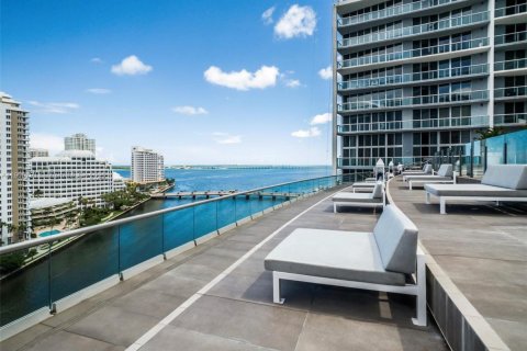 Condominio en alquiler en Miami, Florida, 1 dormitorio, 78.22 m2 № 2012536 - foto 23